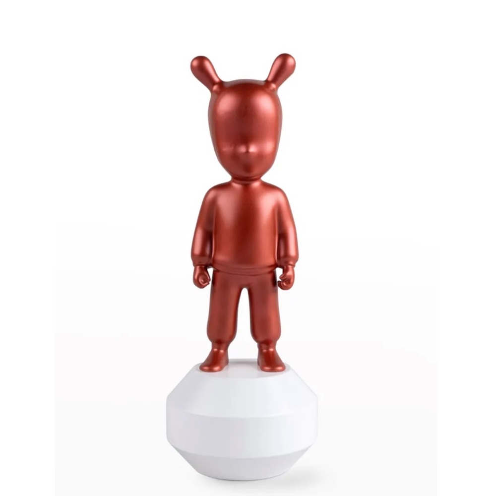 Lladro The Guest, Metallic Red - Exclusive Premiere